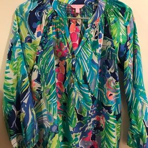 EUC Lilly Pulitzer Elsa top size small